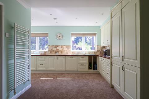 3 Cobden Lane, Haslemere, GU27 2HP