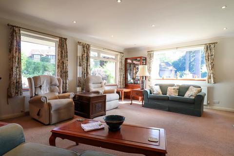 3 Cobden Lane, Haslemere, GU27 2HP
