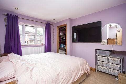 22 Bracken Close, Crowborough, TN6 2EJ