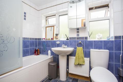 22 Bracken Close, Crowborough, TN6 2EJ