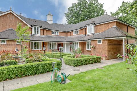 23 Bushell Drive, Solihull, B91 2QU