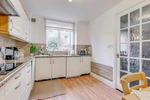 23 Bushell Drive, Solihull, B91 2QU