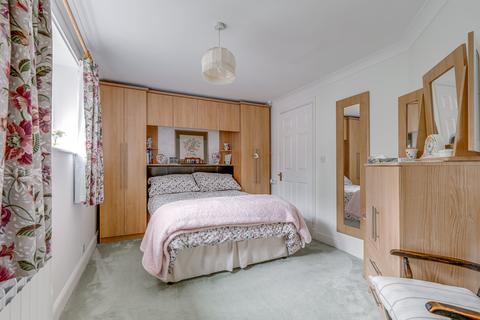 23 Bushell Drive, Solihull, B91 2QU