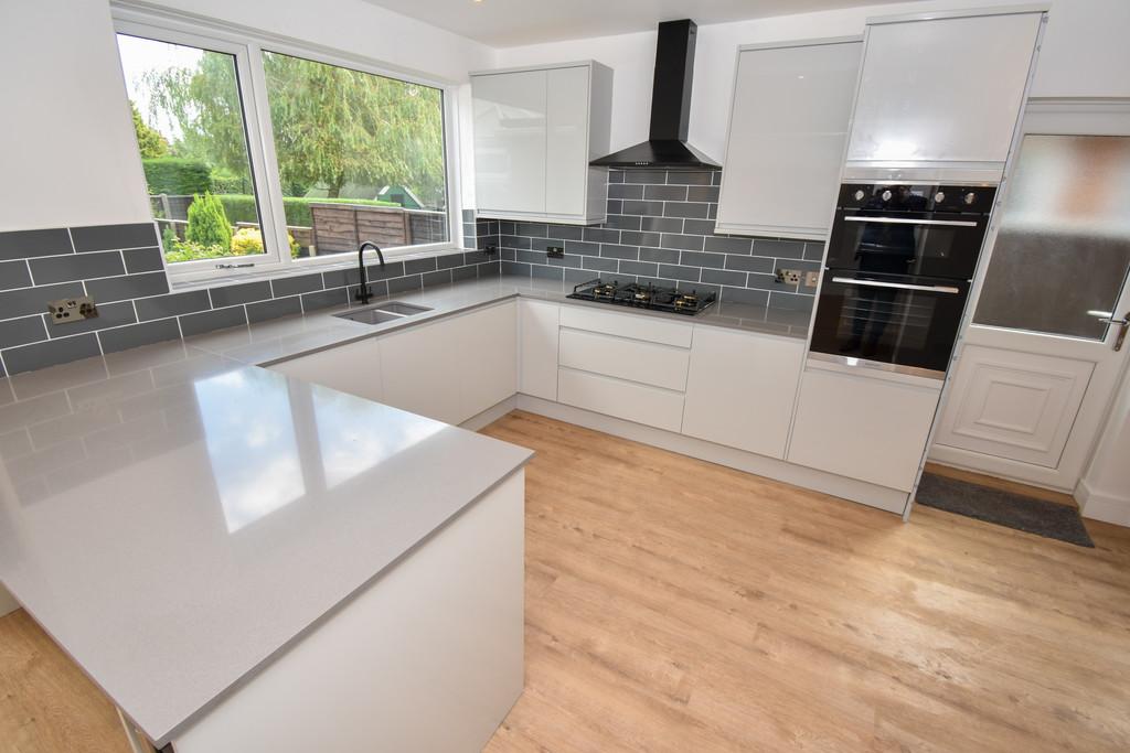 Levens Drive, Poultonle, FY6 3 bed detached bungalow £335,000