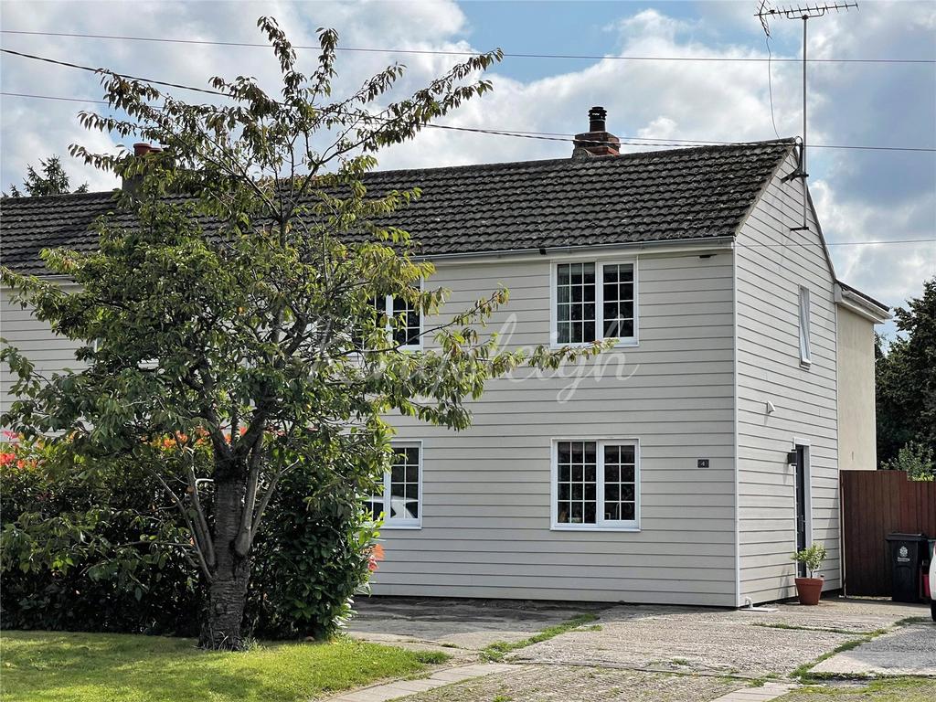 Wignall Street, Lawford, Manningtree, Essex, CO11 4 bed semidetached