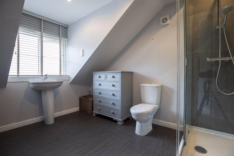 En-suite Shower