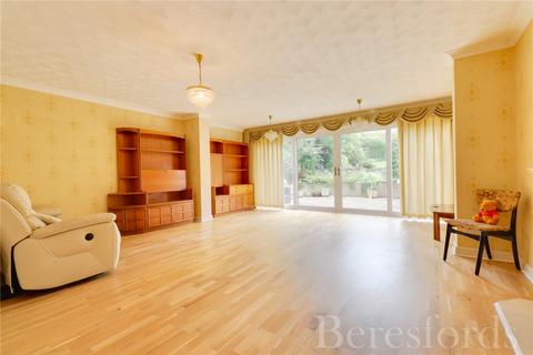 1c Phillida Road, Romford, RM3 0NH
