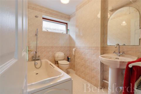 1c Phillida Road, Romford, RM3 0NH