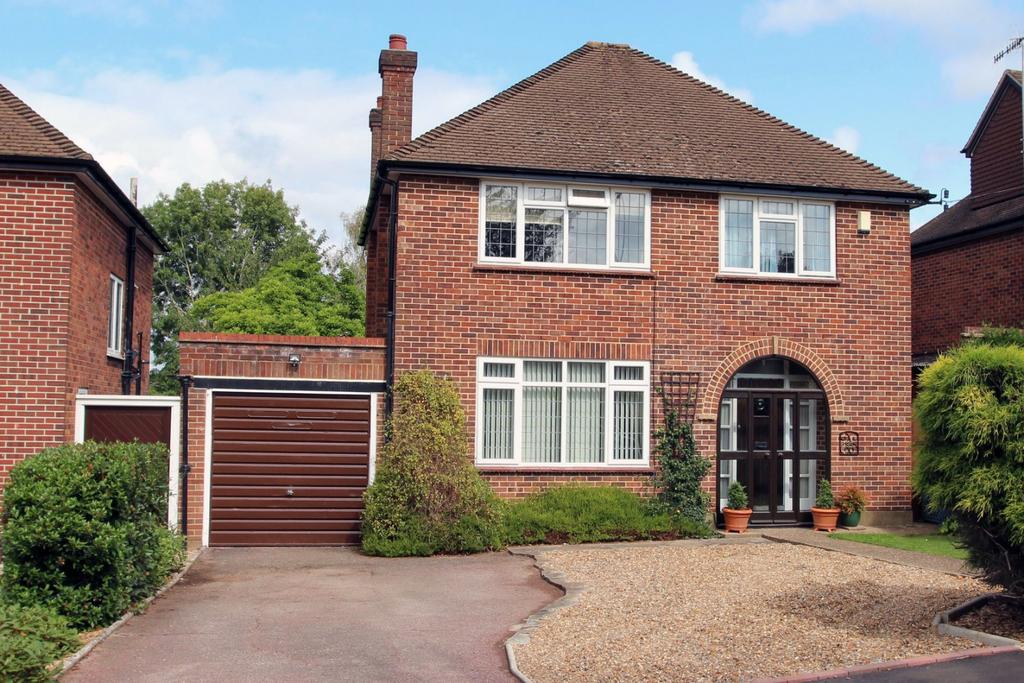 Gallows Hill Lane, Abbots Langley, Hertfordshire, WD5 3 bed detached