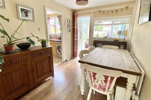 22 Combe Road, Tilehurst, Reading, RG30 4NE