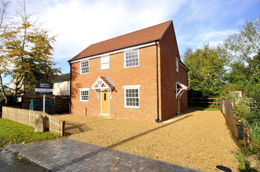 High Street, Worton, Devizes... 4 bed detached house £475,000