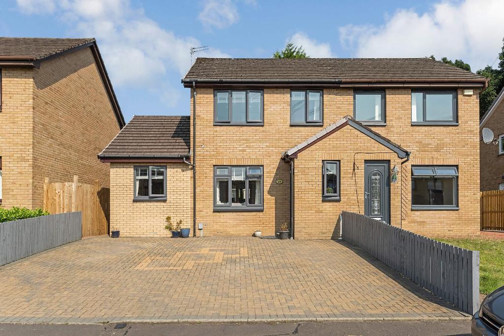 Swinton Avenue, Baillieston, G69 6LY 4 bed semidetached house £179,950