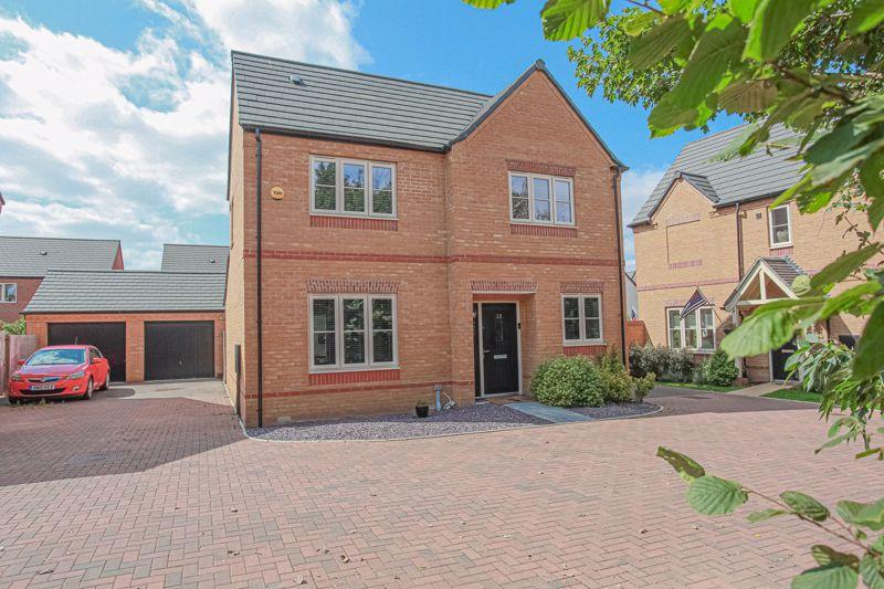 Tony Humphries Road, Banbury 4 bed detached house £425,000