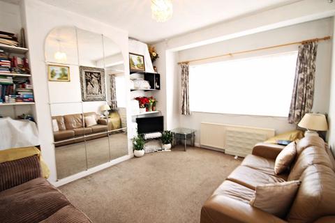 1 bedroom flat for sale, Eastmead Avenue, Greenford