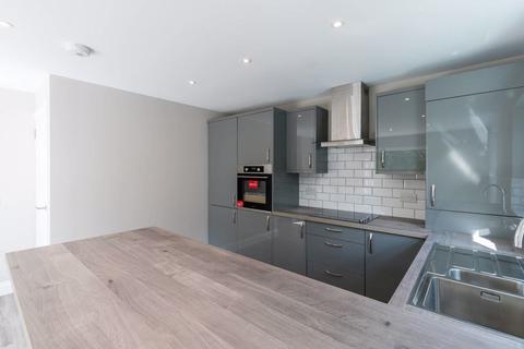 Benrig, 1 Cuddyside, Peebles, EH45 8EN