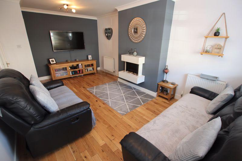 Ettrick Street, Wishaw 3 bed end of terrace house £119,995
