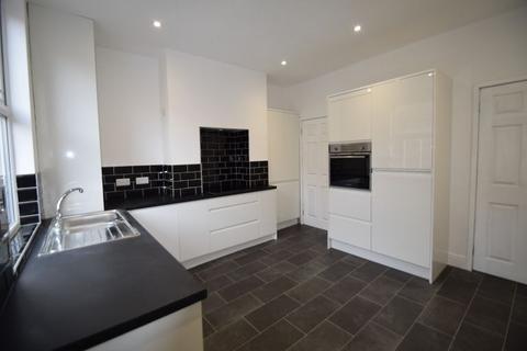 3 bedroom terraced house to rent - Blair Athol Road