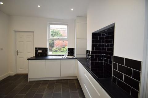 3 bedroom terraced house to rent - Blair Athol Road