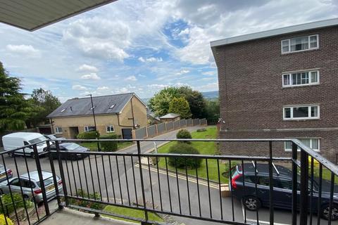 2 bedroom flat to rent, Fulwood Park Mansions