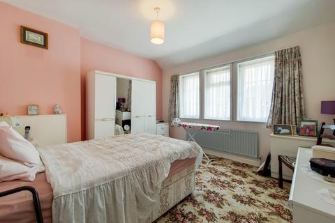 9 Pontefract Road, Bromley, BR1 4RA