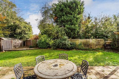 28a Uplands Road, Kenley, CR8 5EF