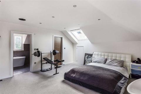 28a Uplands Road, Kenley, CR8 5EF