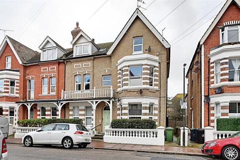 Flat 2, 12 Albert Road, Bexhill-on-sea, TN40 1DG