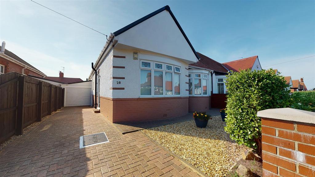St. Nicholas Avenue, Sunderland 2 bed semidetached bungalow £250,000