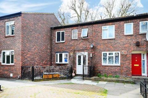 8 Jarrow Way, London, E9 5PG