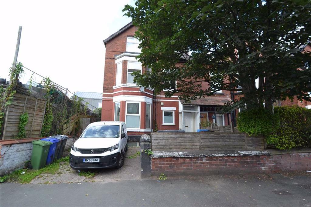 1 Egerton Road North, Chorlton 1 bed flat £500 pcm (£115 pw)