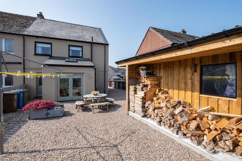 12 Macmillan Place, Caol, Fort William, PH33 7BL