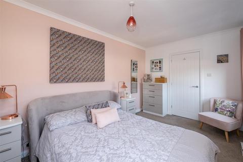 12 Macmillan Place, Caol, Fort William, PH33 7BL
