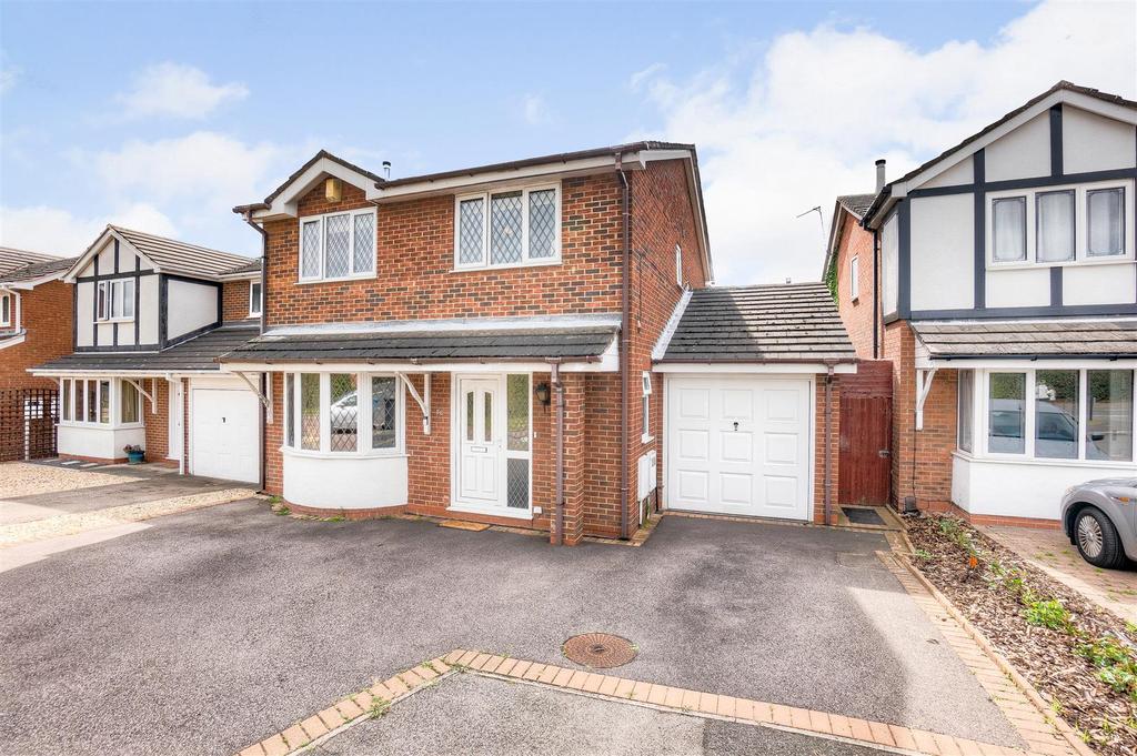 Melton Gardens, Edwalton, Nottingham 4 bed detached house £400,000