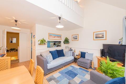 25 Ennerdale Close, Cheam, Sutton, SM1 2JP