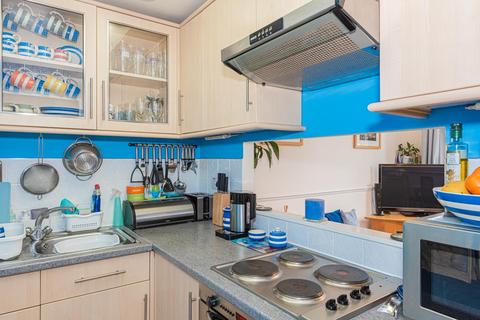 25 Ennerdale Close, Cheam, Sutton, SM1 2JP