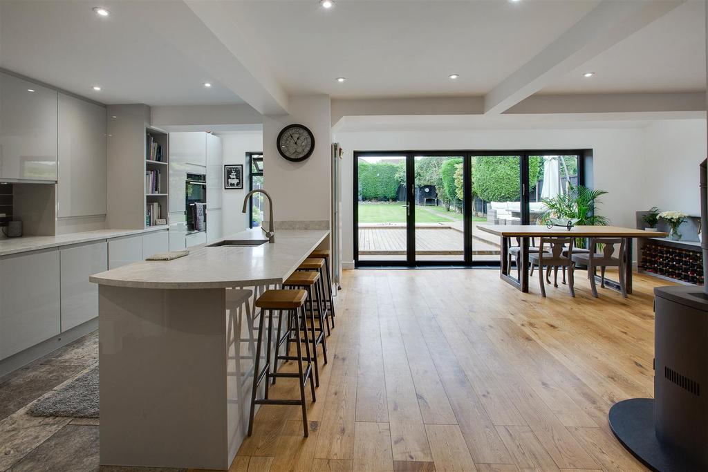 House-HIGHres-002.jpg