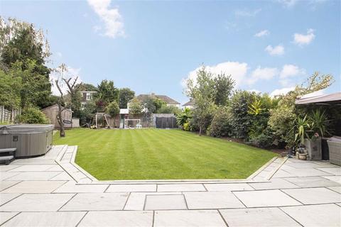 21 Bramble Road, Hatfield, AL10 9RZ