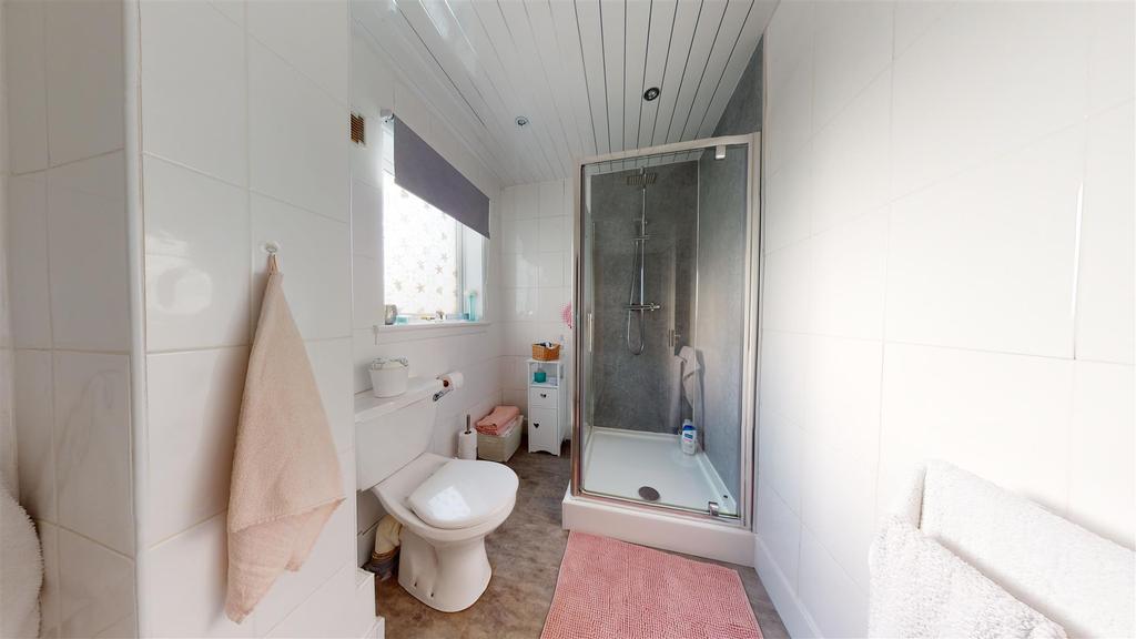 Showerroom1.jpg