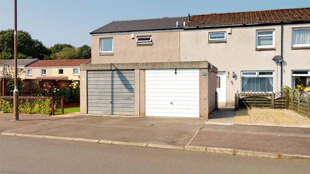 Ambrose Rise, Livingston 3 bed terraced house £148,000
