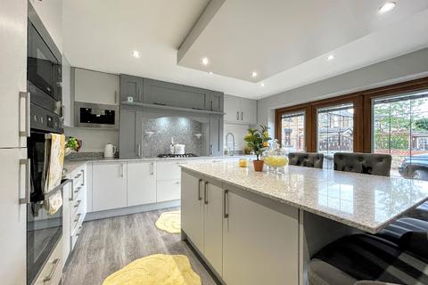 98 Doncaster Road, Darfield, Barnsley, S73 9JA