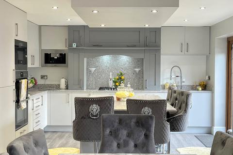 98 Doncaster Road, Darfield, Barnsley, S73 9JA