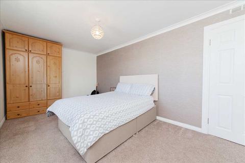 12 Hawick Crescent, Larkhall, ML9 1HD