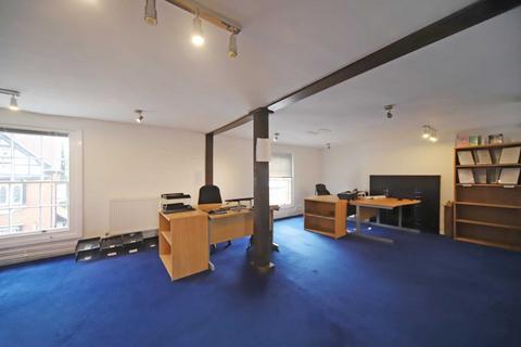 Office to rent, High Street, Tring