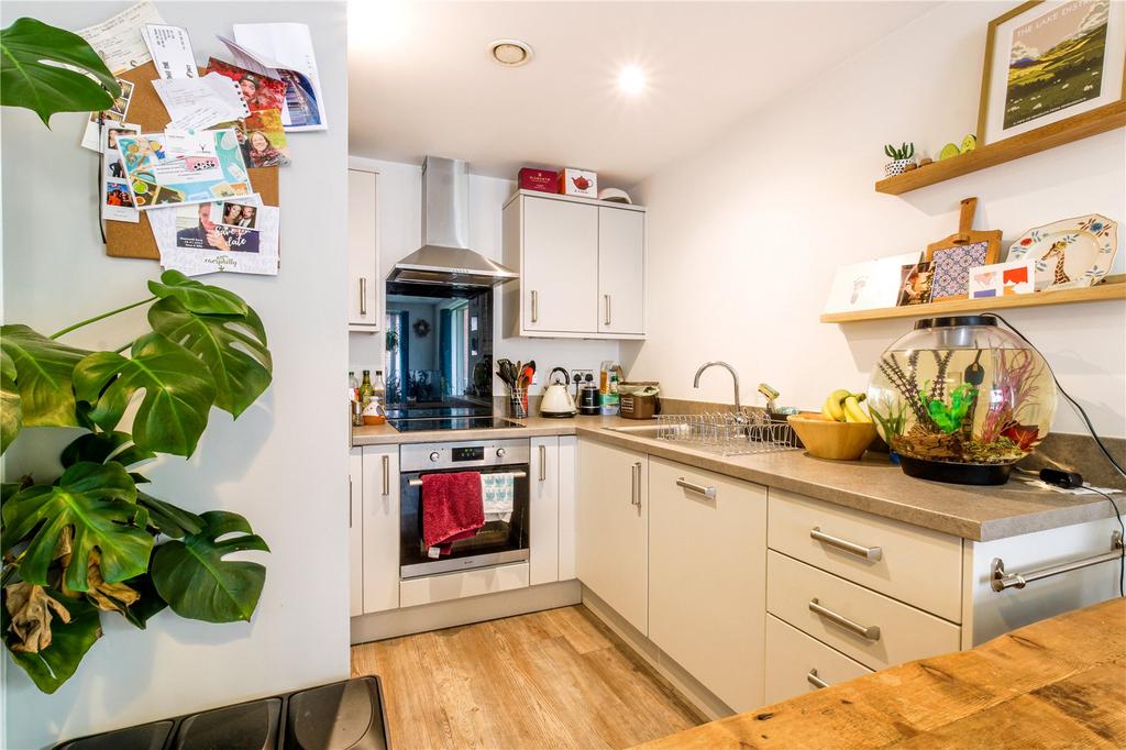 Kitchen/Reception