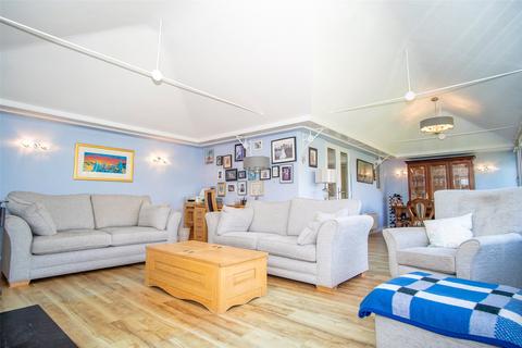 3 Parsonage Road, Berrow, Burnham-on-sea, TA8 2NL