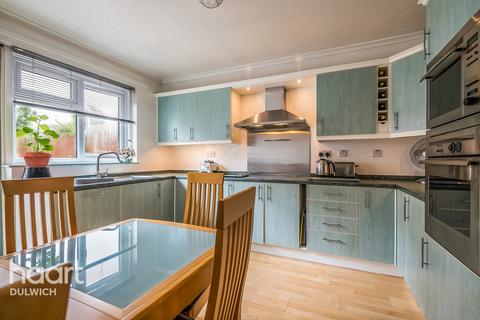 96 Clifton Way, London, SE15 2LG