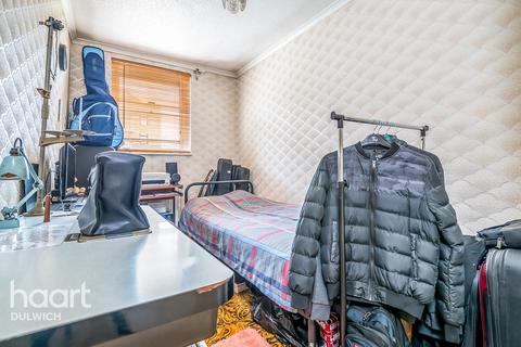 96 Clifton Way, London, SE15 2LG