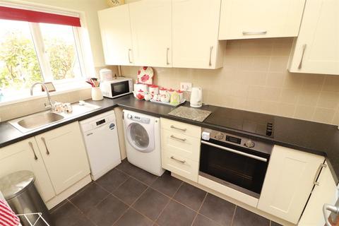 32 Cheshire Close, Yate, Bristol, BS37 5TH
