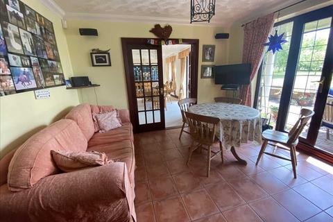 Coombe Lodge Coombe Farm Lane, St Mary Hoo, Rochester, ME3 8RL