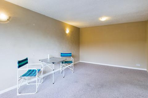 19 Gloucester Drive, Diggle, Oldham, OL3 5PR